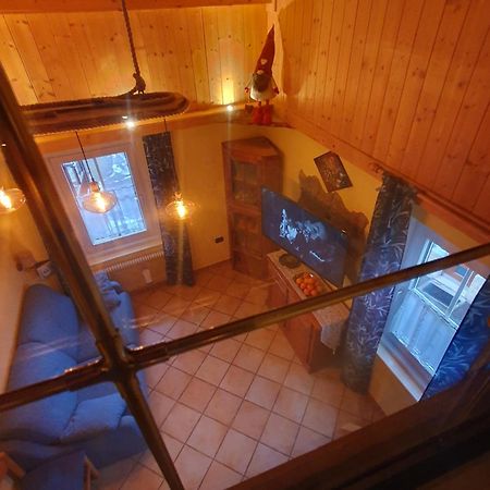 Casa Claudio-Appartamenti In Centro Campitello di Fassa Eksteriør bilde