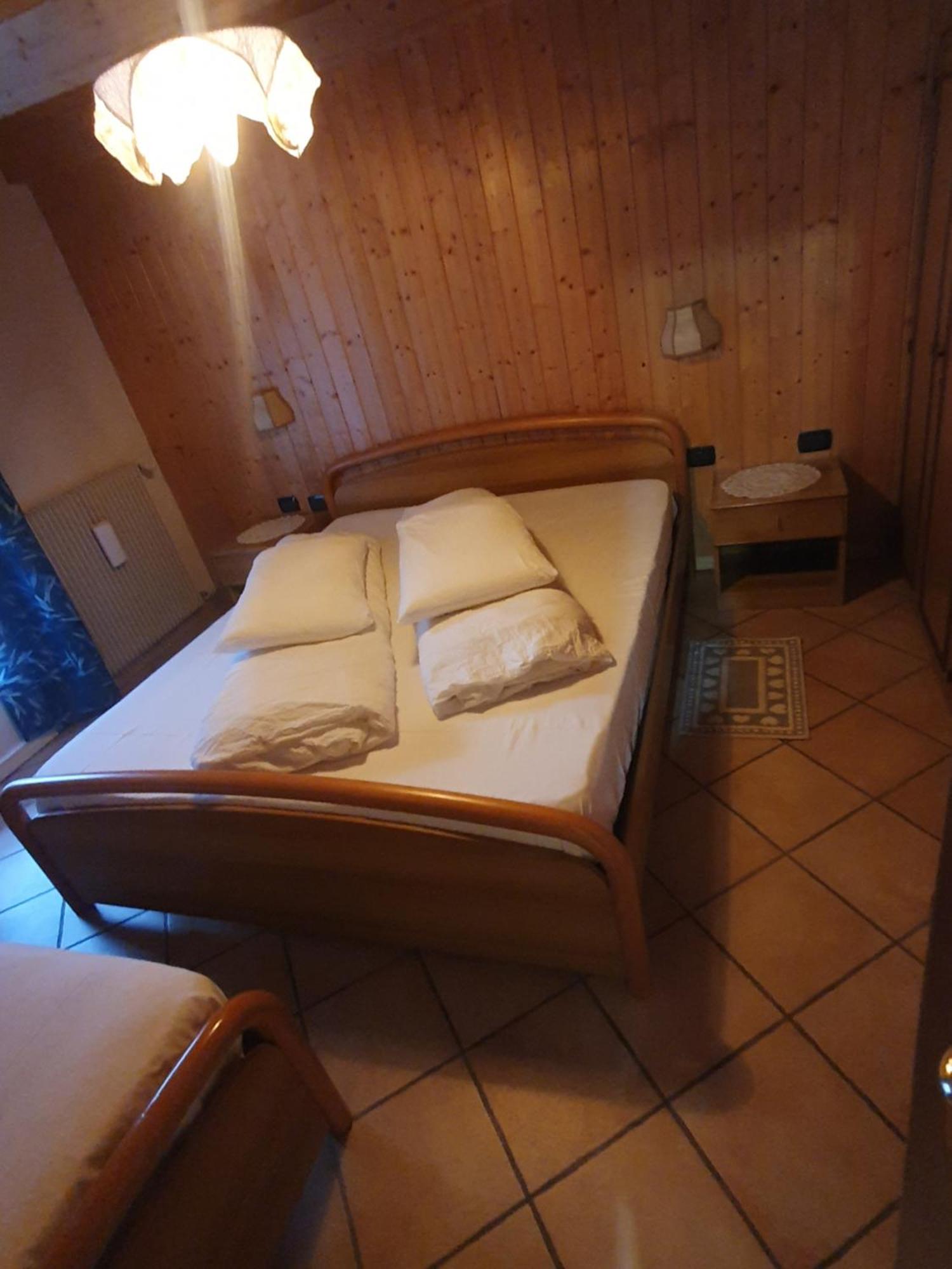 Casa Claudio-Appartamenti In Centro Campitello di Fassa Eksteriør bilde