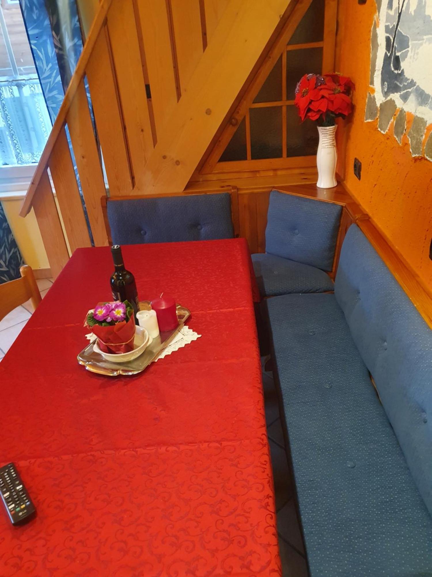 Casa Claudio-Appartamenti In Centro Campitello di Fassa Eksteriør bilde