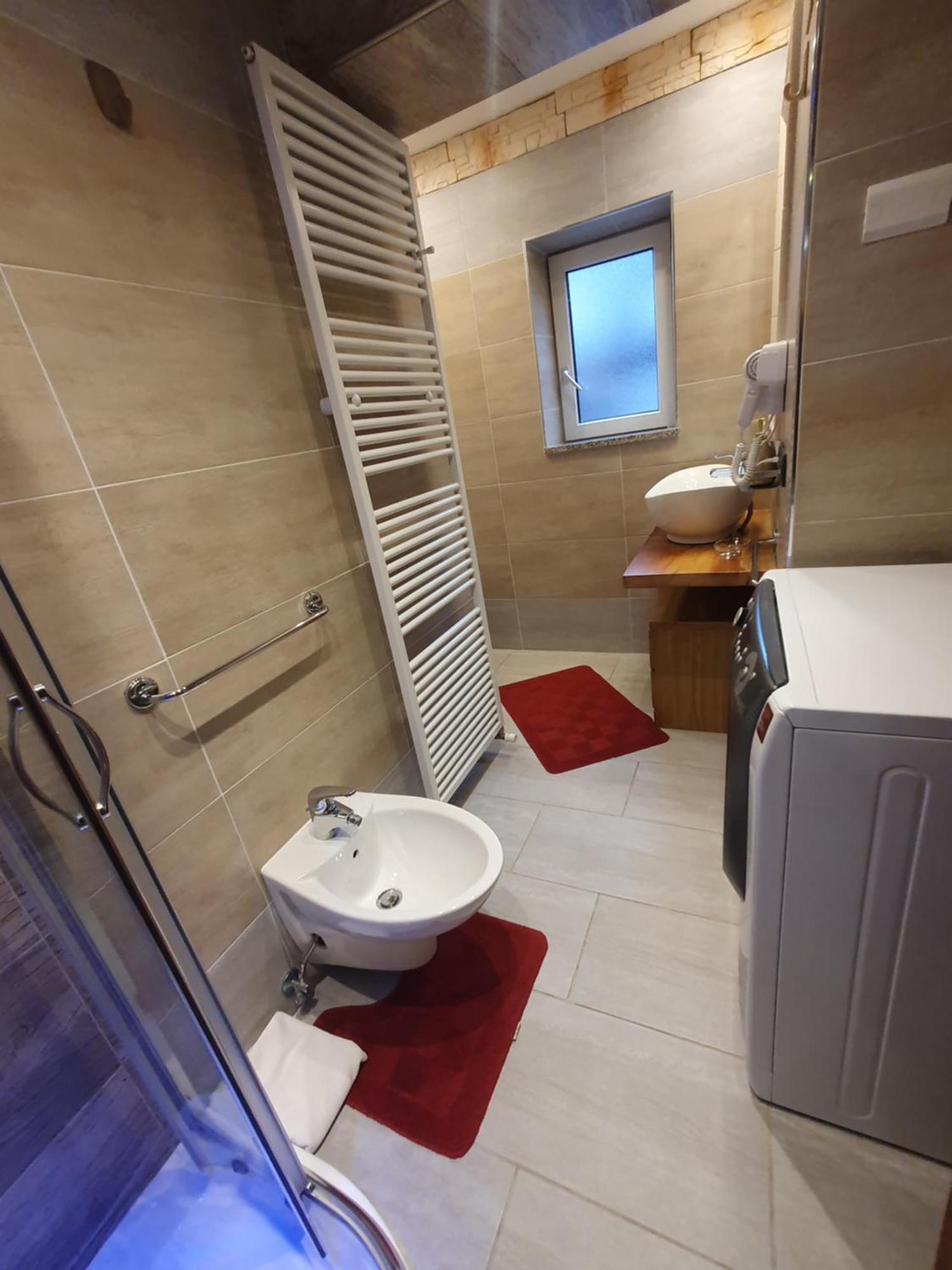 Casa Claudio-Appartamenti In Centro Campitello di Fassa Eksteriør bilde